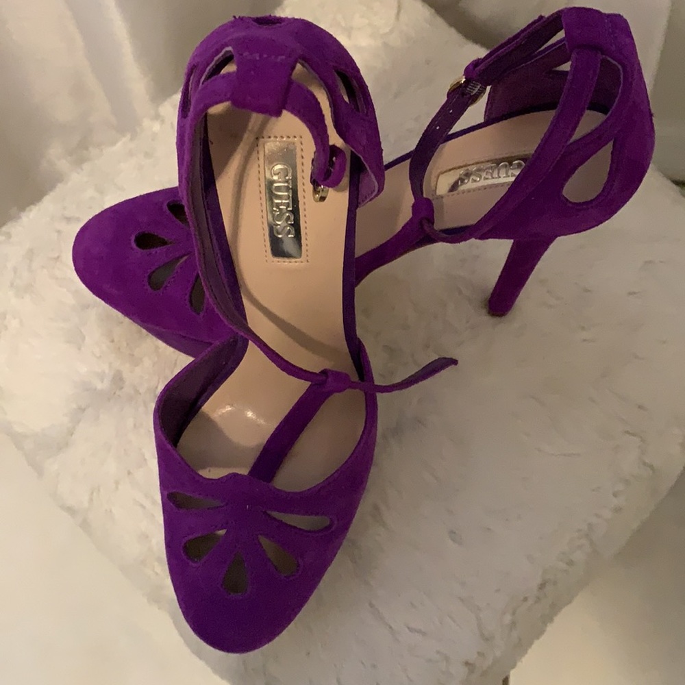 Shoes - Picture 3 of 3